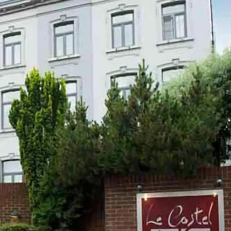 Le Castel Hotel