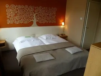 Hotel Le Castel Fosses-La-Ville